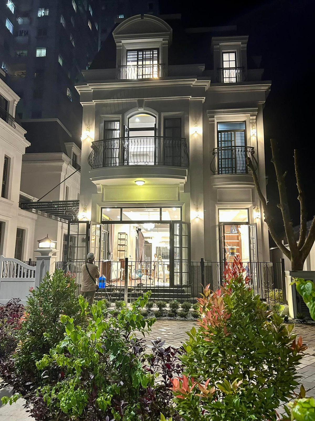 Toàn bộ nội thất trong nhà đều do Di Băng cùng ông xã là doanh nhân Nguyễn Quốc Vũ đảm nhận.