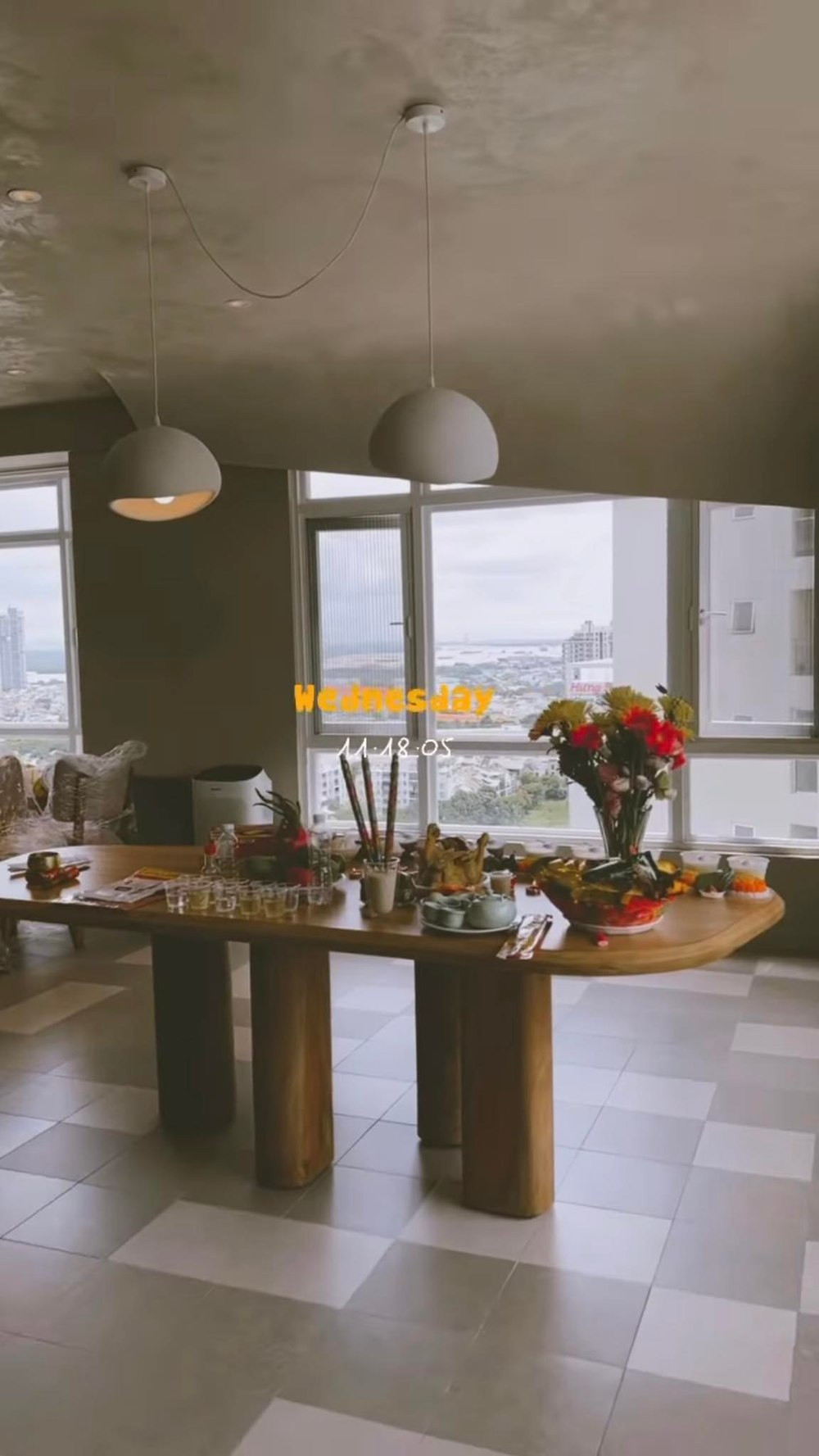 Sau khi gia đình có thêm thành viên, cả nhà nữ ca sĩ dọn về căn hộ mới tậu. Ảnh: FB Phạm Quỳnh Anh