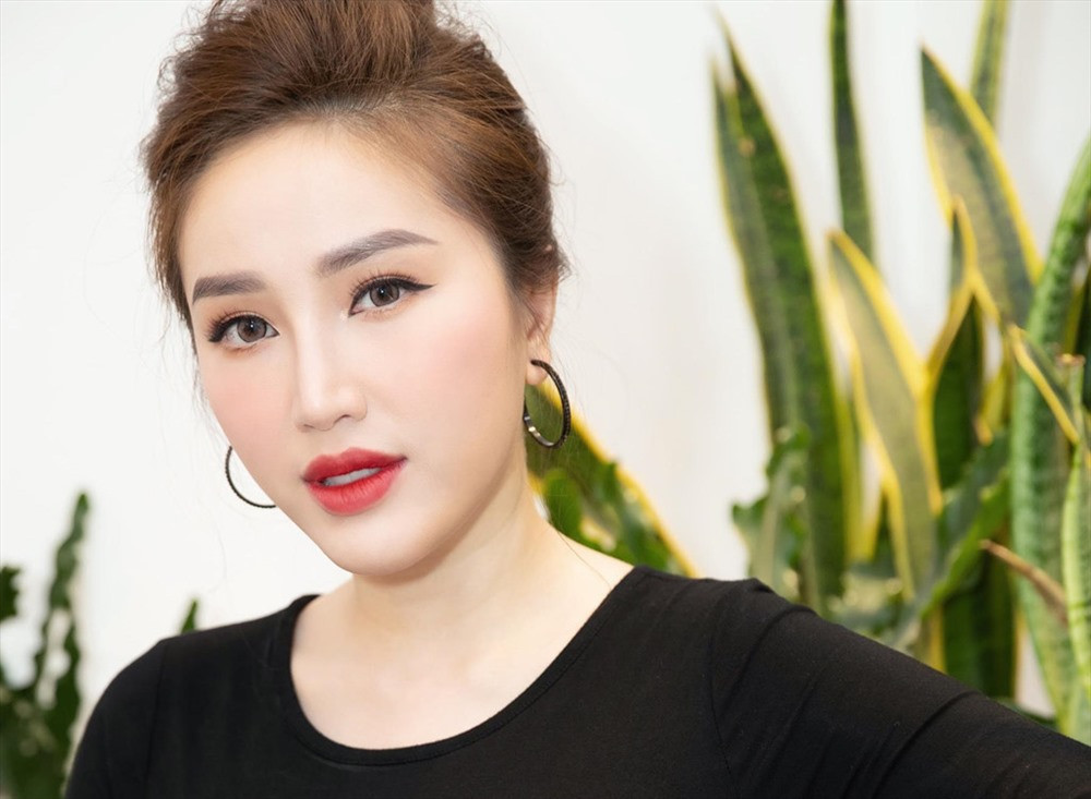 Mới đây, thông tin ca sĩ Bảo Thy giải nghệ gây xôn xao mạng xã hội. Tuy nhiên, chia sẻ trên Zing.vn, Bảo Thy khẳng định cô chưa bao giờ nói sẽ giải nghệ. Ảnh: Lao động