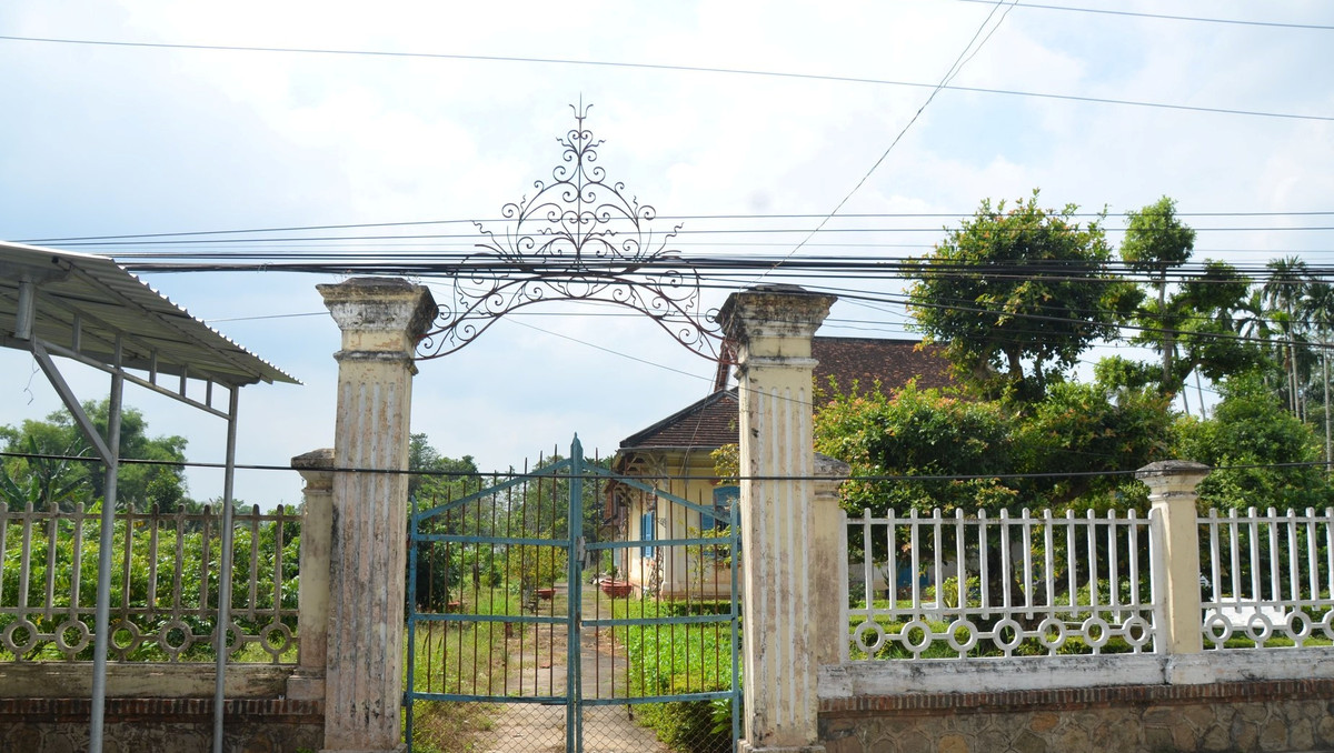 Đó cũng chính là nét đẹp quý tộc thể hiện sự vai vế, tài phiệt của người Nam Bộ giàu có bậc nhất thời xưa. Ảnh: Cần Thơ xưa &amp; nay