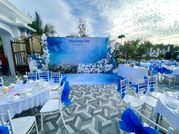 Tận dụng diện tích rộng lớn của khu đấy, Hà Trí Quang bố trí nhiều khu vực trồng cây cảnh, tạo cảnh quan xanh mát.