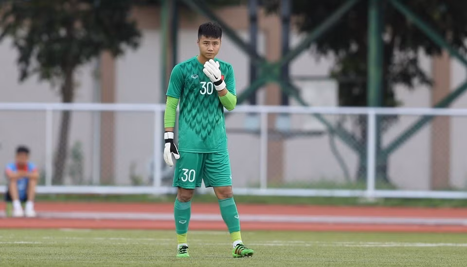 Thủ môn Văn Toản (sinh năm Kỷ Mão 1999) sinh ra và lớn lên ở một xóm đạo nhỏ thuộc xã Dương Quan, huyện Thuỷ Nguyên, TP. Hải Phòng. Ảnh: Lao động