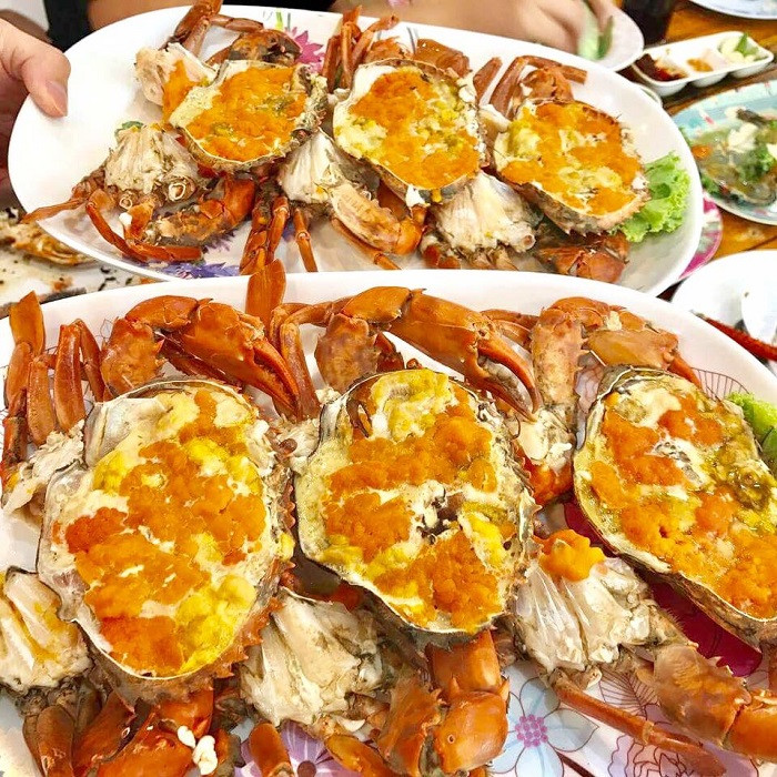 Những con cua Cà Mau sống trong môi trường sinh thái rừng ngập mặt nên có hương vị rất riêng, không thể lẫn với những loài cua khác.