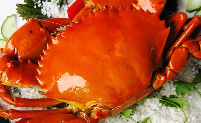 Cua biển Cà Mau luôn là đặc sản hút khách bởi có hương vị rất riêng với độ ngọt, thơm tự nhiên, hấp dẫn. Ảnh: Facebook