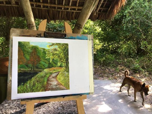 MC Thu Uyên còn có đam mê vẽ tranh khi về trang trại.