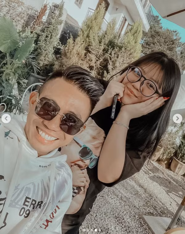 Susie đang ở cùng mẹ nhưng vẫn được sự giúp đỡ, chu cấp hàng tháng từ người bố đại gia. Susie đang theo học tại BIS (British International School) - một ngôi trường quốc tế đình đám tại TP HCM với mức học phí hơn 800 triệu đồng và là một trong những trường có học phí đắt đỏ bậc nhất cả nước. Ảnh: IG Susueeieie