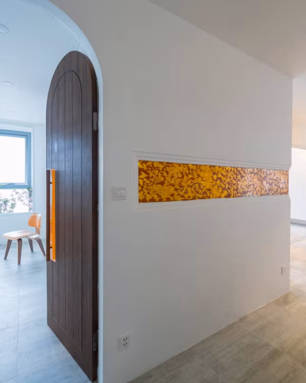 Từng hoa văn trang trí trong căn hộ của Ngọc Hân cũng đậm chất truyền thống Việt Nam. Ảnh: FB Ngoc Han Dang