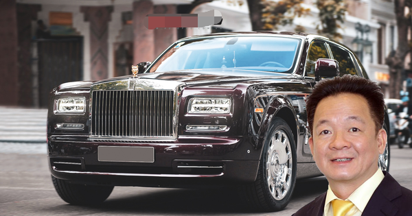 Bên cạnh đó, gia đình chồng sắp cưới của Đỗ Mỹ Linh còn có bộ sưu tập xe rất ấn tượng, ước tính trên 150 tỷ đồng. Trong đó phải kể đến Rolls-Royce Phantom "Peace &amp; Glory" có giá hơn 80 tỷ đồng, Lamborghini Urus, Porsche Panamera Turbo S Executive Exclusive Series...Ảnh: Autopro