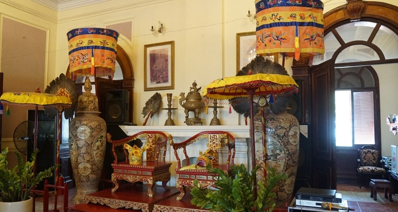 Ngai vàng của vua Bảo Đại và hoàng hậu Nam Phương được phục dựng. Ảnh: Zing