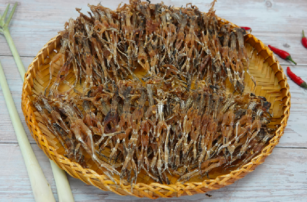 "Vũ nữ chân dài" có thể chế biến thành nhiều món hấp dẫn như chiên giòn chấm mắm, nướng, chiên bơ tỏi...Ảnh: Facebook