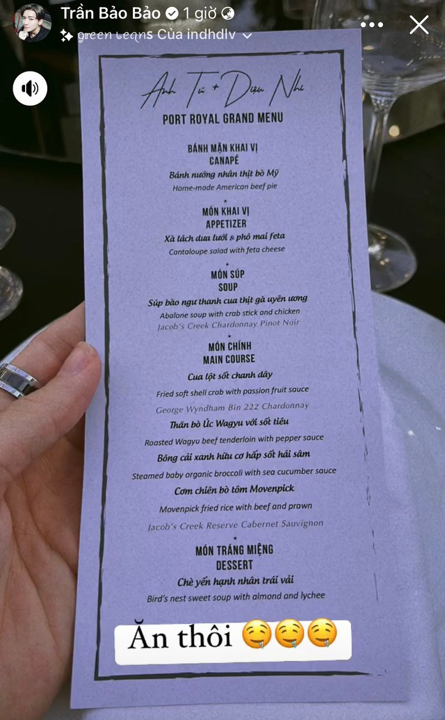 Không chỉ lựa chọn địa điểm tổ chức đám cưới sang trọng, thực đơn đãi khách trong tiệc cưới Anh Tú - Diệu Nhi toàn "sơn hào hải vị", bao gồm: 2 món khai vị là bánh nướng nhân thịt bò Mỹ, xà lách dưa lưới và phô mai feta. Kế đến là món Súp bào ngư thanh cua thịt gà uyên ương. Ảnh: BB Trần