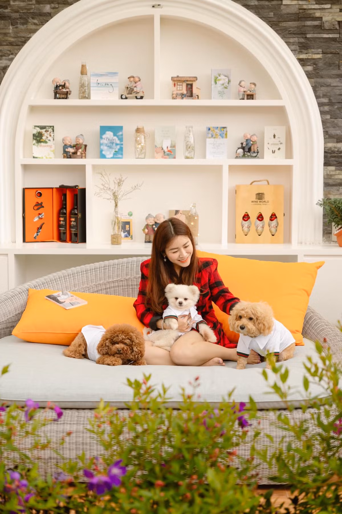 Dù thiết kế nội thấy theo phong cách châu Âu hay hiện đại, Kiều Linh vẫn muốn có một không gian sống đầy nghệ thuật.