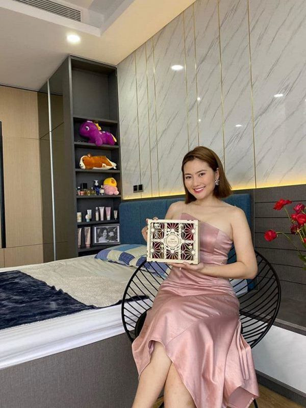 Phòng ngủ đơn giản nhưng không kém phần tinh tế.