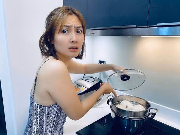 Khu bếp là không gian Ngọc Lan yêu thích nhất.