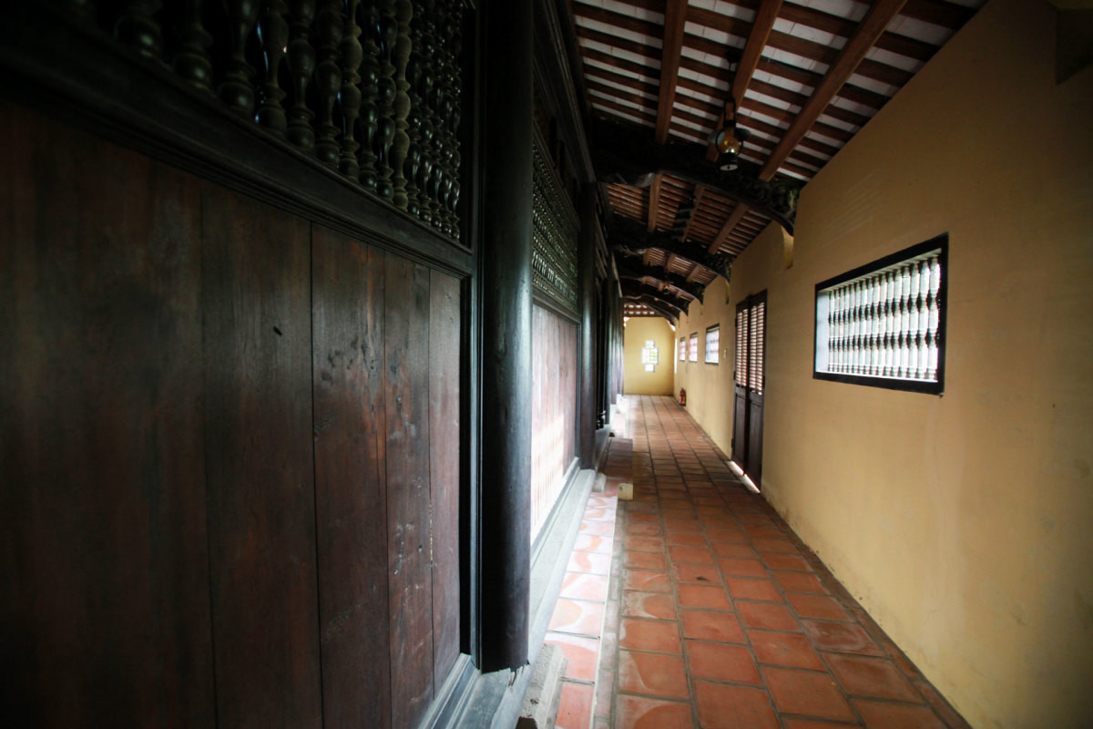 Hiện tại, ngôi nhà cổ Huỳnh Phủ đã mang một dáng dấp mới, khang trang nhưng vẫn giữ được vẻ đẹp xưa cũ, mang đậm bản sắc văn hoá Huế. Ảnh: Vnexpress