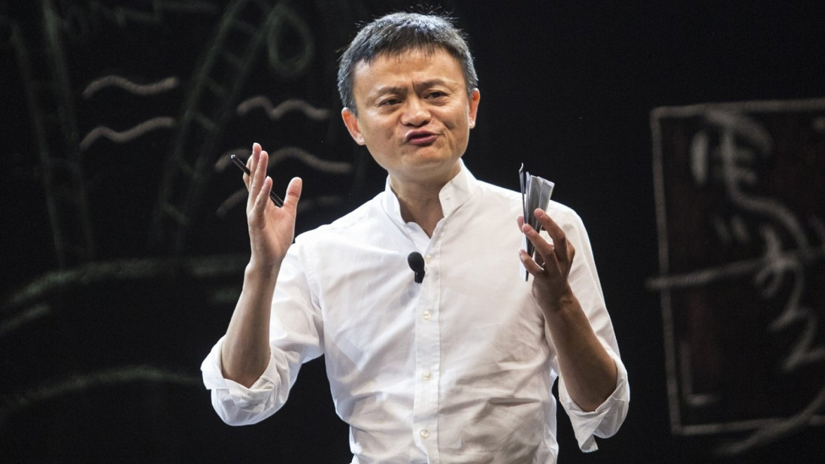 Jack Ma bị thu hút bởi Internet trong lần đầu sử dụng khi sang Mỹ năm 1995. Khi đó, ông mới mở một công ty dịch thuật và sang Mỹ để hỗ trợ khách hàng thu hồi nợ. Ảnh: BI