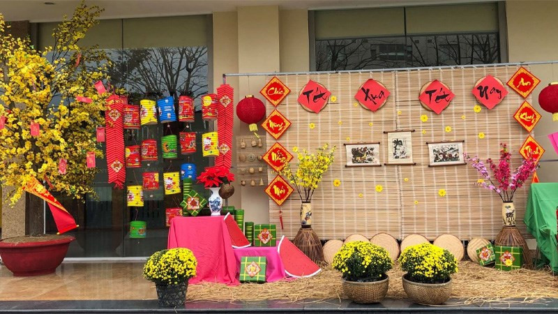 Bên cạnh đó, các loại hoa mang ý nghĩa may mắn, tài lộc cũng được ưa chuộng như hoa đồng tiền, hướng dương, vạn thọ... Ảnh: Bachhoaxanh