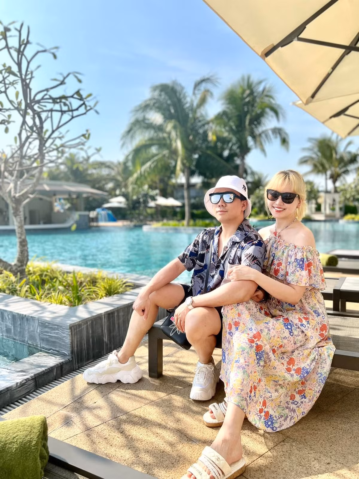  Trấn Thành - Hari Won kết hôn vào năm 2016 sau khi công khai hẹn hò. Vượt qua những sóng gió tình cảm, cặp đôi khiến nhiều người ngưỡng mộ bởi cuộc sống hạnh phúc hiện tại. Ảnh: FBNV