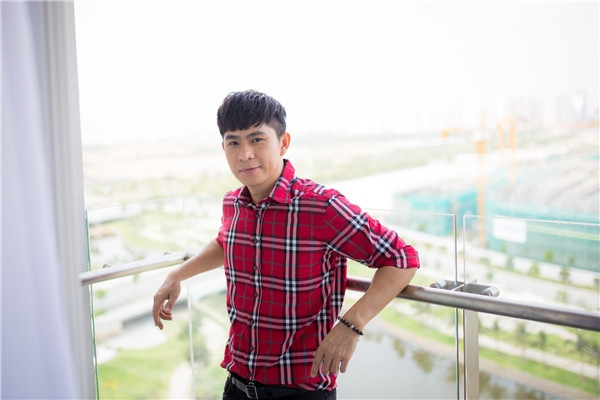 Ban công là không gian thoáng đãng nhất trong căn hộ. Ảnh: FBNV