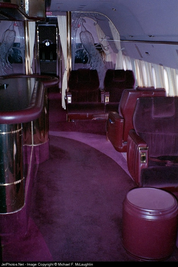 Ban đầu, MGM Grand Air thu hút rất đông giới siêu giàu bởi khách hàng không phải xếp hàng, không cần làm thủ tục lên máy bay, không cần chờ đợi lấy hành lý.