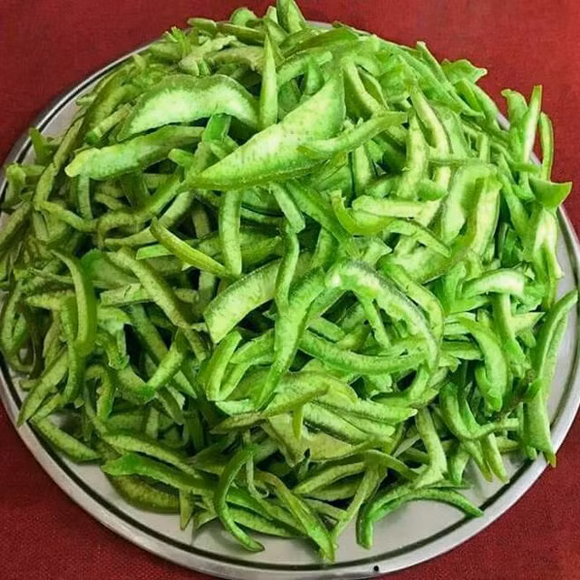 Khi nhập về Việt Nam, vỏ bưởi Thái Lan có giá lên tới 600.000 đồng/kg, gấp 2 - 3 lần sản phẩm trong nước. Ảnh: Dân Việt