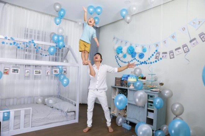 Vì nhà có trẻ nên Ngọc Mai mua khá nhiều đồ chơi. Ảnh: FBNV