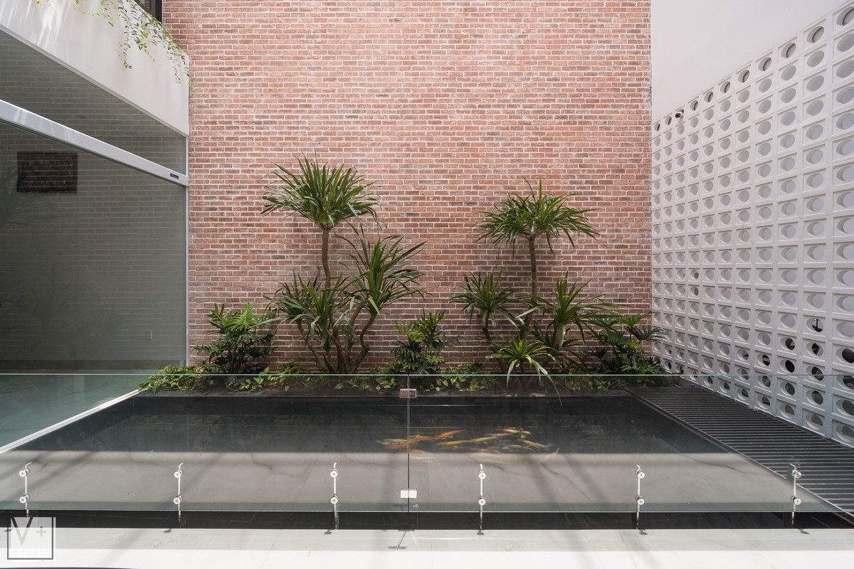 Nha ong 5 phong ngu, co ca gara o to ngap tran anh sang-Hinh-10