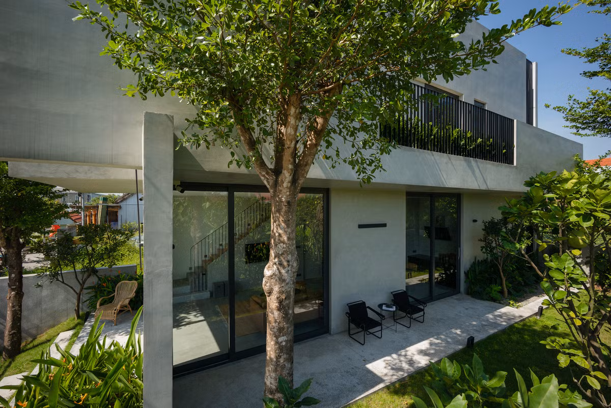 Gia chủ mong muốn diện tích sinh hoạt chung không nhất thiết phải quá rộng nhưng nên có khoảng sân vườn rộng rãi để gần gũi với thiên nhiên hơn.