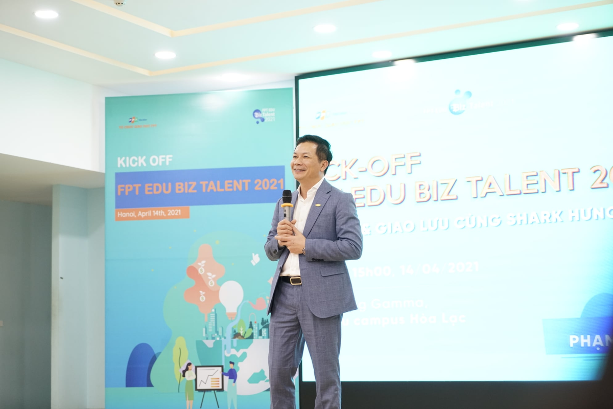 Shark Hưng có bằng Thạc sĩ Quản trị kinh doanh và có hơn 20 năm làm việc, đã và đang đảm nhiệm các vị trí quản trị cao cấp tại các công ty trong và ngoài nước. Ảnh: Nhaquanly