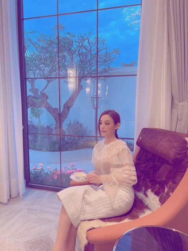 Khu vực nghỉ ngơi, uống trà cũng cực kỳ sang chảnh. Nguồn ảnh: FBNV