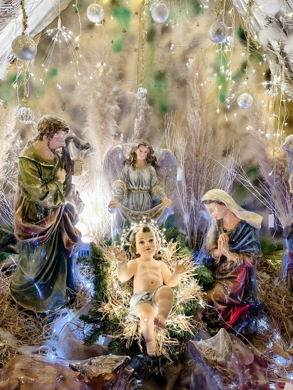 Chỉ nhìn qua khán giả cũng phải trầm trồ trước độ chịu chi của nữ ca sĩ.