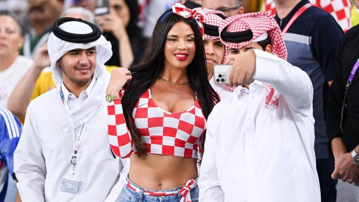 Năm nay, Ivana Knoll tiếp tục đến Qatar để ủng hộ đội nhà tranh tài tại World Cup 2022.