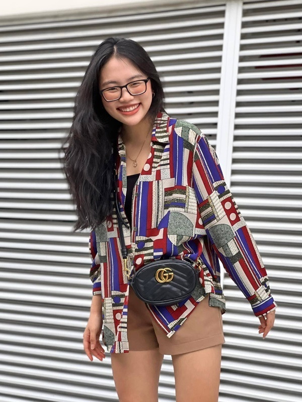 Ở tuổi 19, Phương Mỹ Chi cũng lên kế hoạch mua thêm nhà, ô tô cho gia đình. Ảnh: FBNV