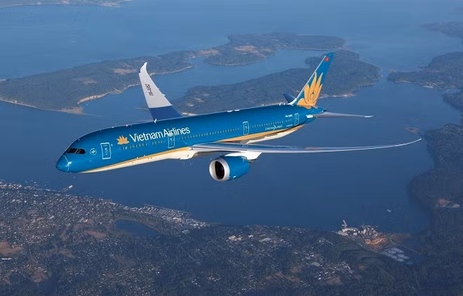 Co phieu HVN bi han che giao dich, doanh thu Vietnam Airlines the nao?