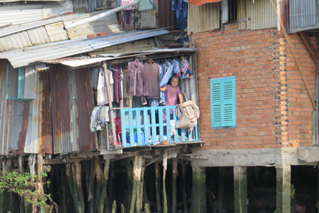 Ông Thăng cho rằng, muốn TP HCM có chất lượng sống tốt thì không thể có cảnh người dân sống trên kênh rạch. 