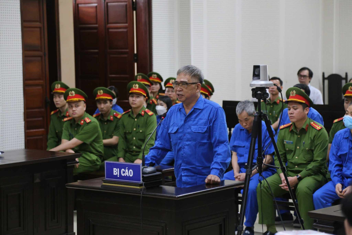 Ông Đỗ Hữu Ca nói về 35 tỷ: “Coi như em ruột, tưởng nhờ giữ hộ” Ong Do Huu Ca noi ve 35 ty: “Coi nhu em ruot, tuong nho giu ho”