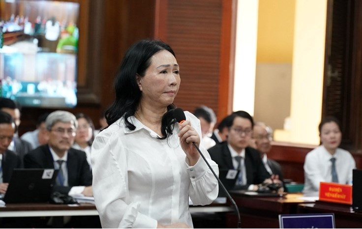 Thay gi tu tranh luan “chuc vu, quyen han” lien quan Truong My Lan?