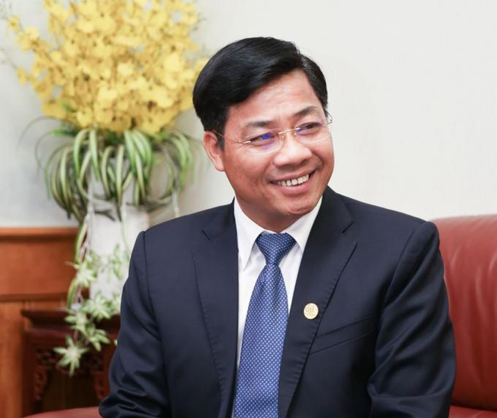 Ông Dương Văn Thái SN 1970, quê quán xã Lam Cốt, huyện Tân Yên, tỉnh Bắc Giang; là tiến sĩ kinh tế. Ông Thái giữ chức vụ Ủy viên Trung ương Đảng Khóa XIII; Bí thư Tỉnh ủy Bắc Giang; Trưởng Đoàn ĐBQH tỉnh Bắc Giang khóa XV; Đại biểu Quốc hội khóa XV. 