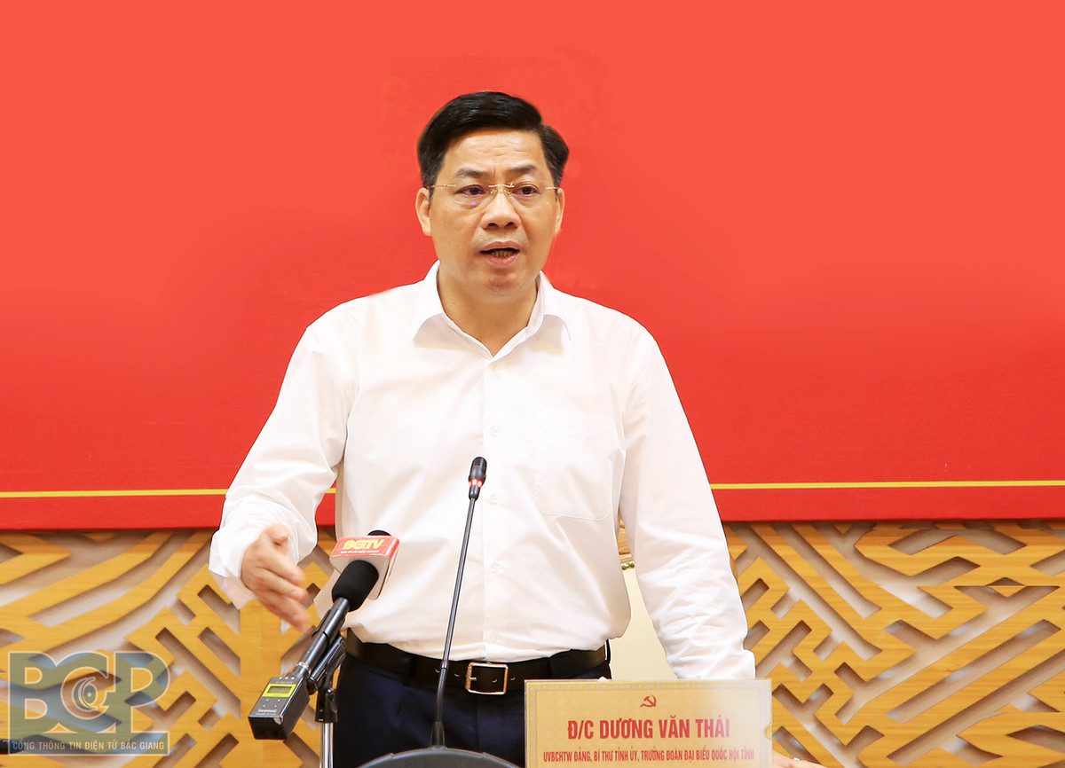 Thường vụ Quốc hội tạm đình chỉ việc thực hiện nhiệm vụ, quyền hạn của đại biểu Quốc hội đối với ông Dương Văn Thái, đại biểu Quốc hội khóa XV kể từ ngày có quyết định khởi tố bị can. 