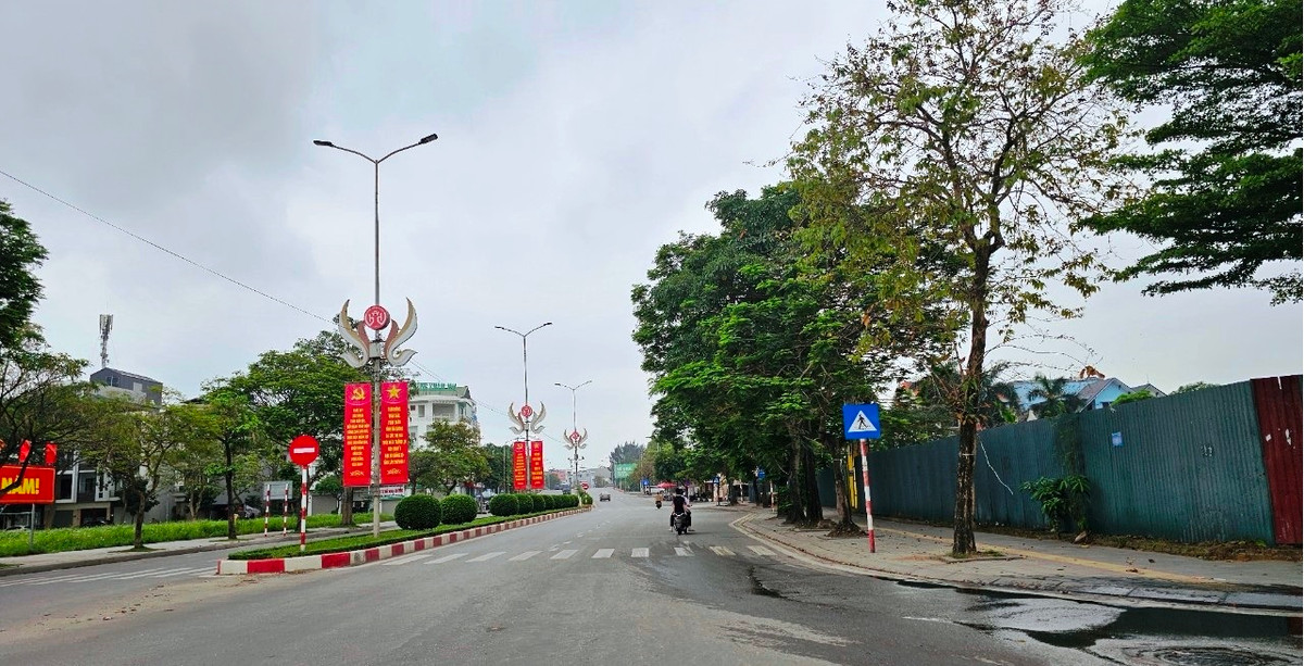 Diện tích đất ở chung cư hỗn hợp của dự án là 10.700 m2, mật độ xây dựng 43%, số tầng cao công trình 25 tầng, bố trí các chức năng chính là căn hộ ở, dịch vụ thương mại, dịch vụ hỗ trợ, công trình công cộng, bãi đỗ xe.