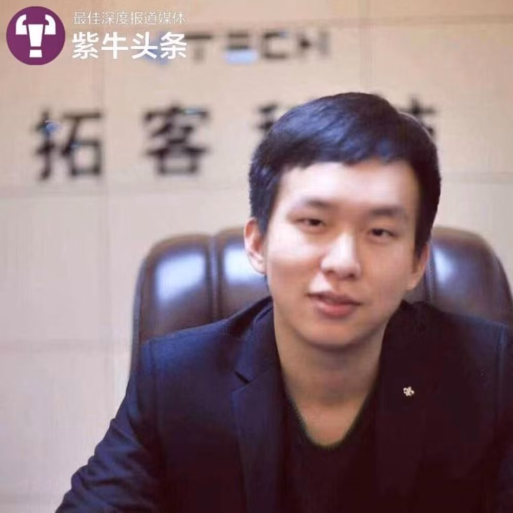 "Hồi sinh" người quá cố bằng AI- nghề mới còn nhiều tranh cãi Trương Trạch Vĩ