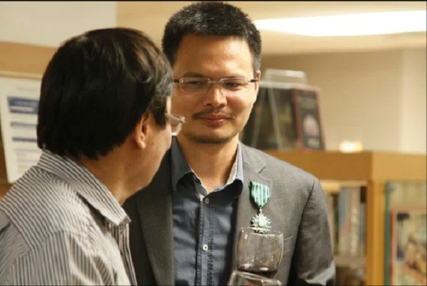 Cần làm rõ ông Nguyễn Nhật Anh quấy rối nữ nhân viên hay không? Can lam ro ong Nguyen Nhat Anh quay roi nu nhan vien hay khong?