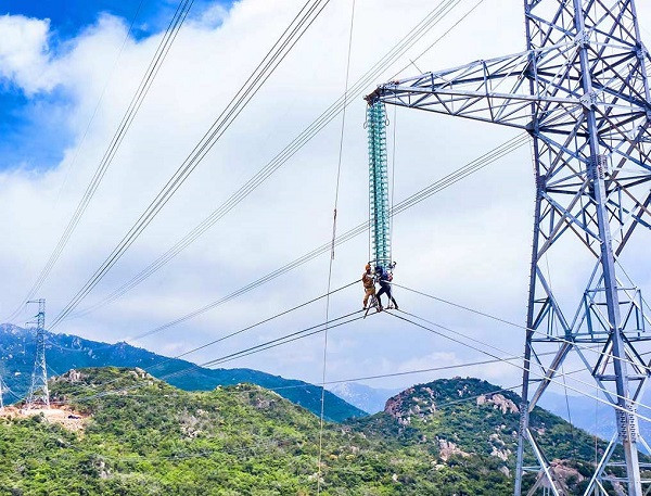 Giảm 40% công suất dự án điện Mặt trời tại Ninh Thuận: Trungnam Group bị đẩy vào thế khó. - Hình 3 Giam 40% cong suat du an dien Mat troi tai Ninh Thuan: Trungnam Group bi day vao the kho.-Hinh-3