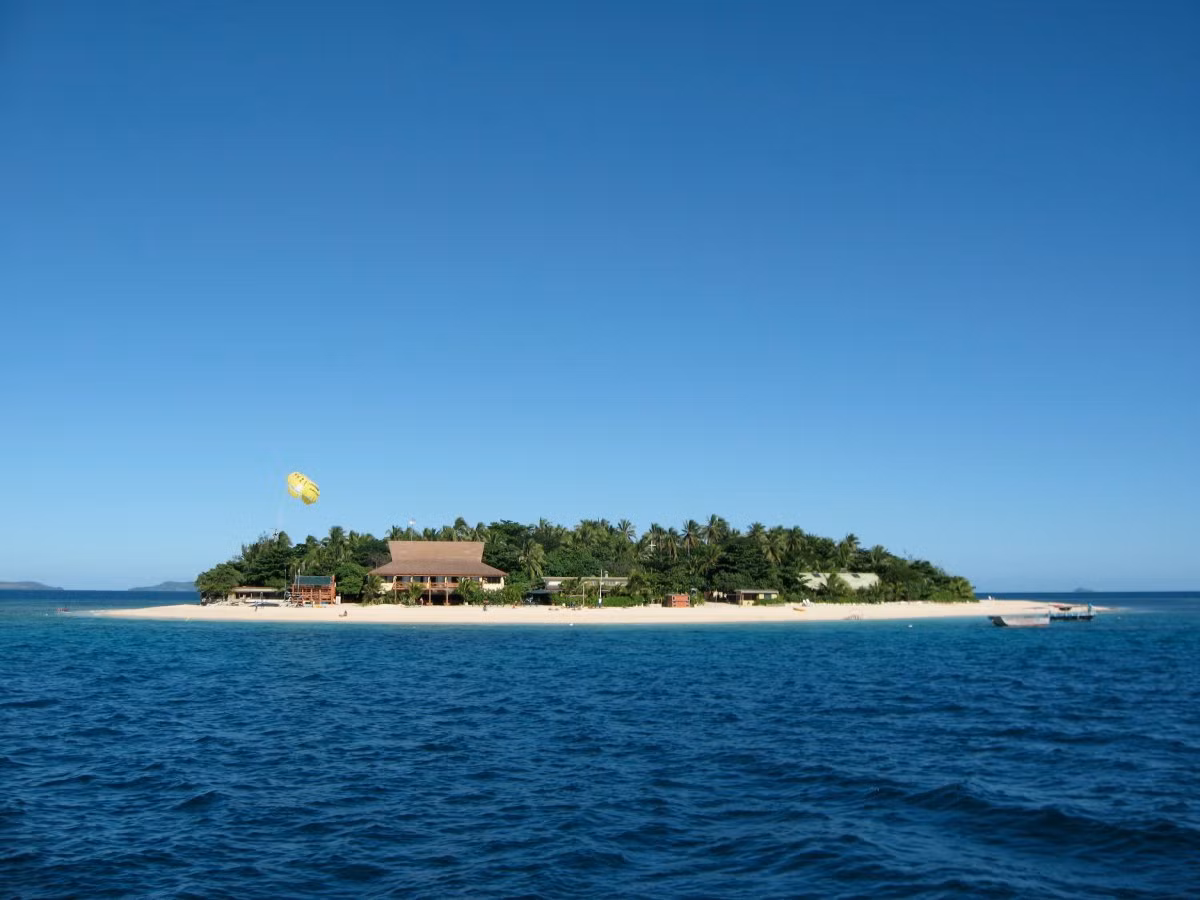 Khung cảnh đẹp tuyệt vời ở đảo Beachcomber, Fiji.
