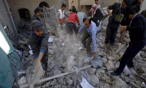 Yemen: Lien quan A-rap khong kich tru so canh sat, 25 nguoi chet