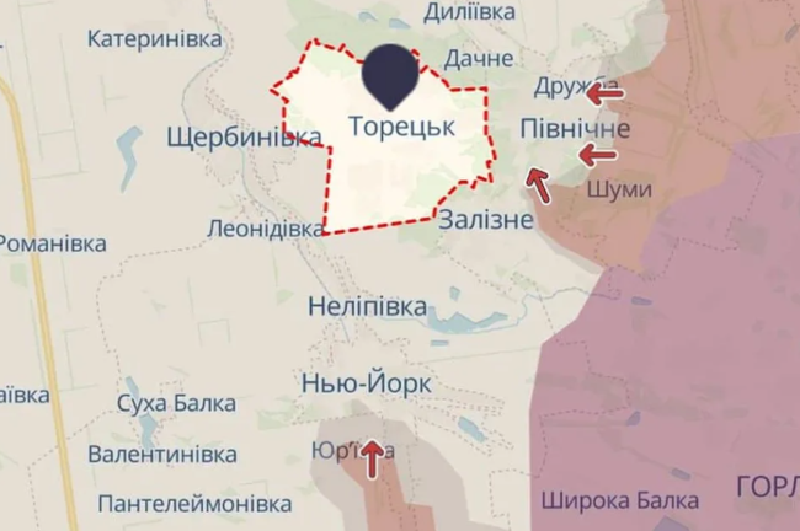 Với sự thất thủ của Ugledar, một số nút phòng thủ khác của tuyến phòng thủ Donetsk cũng đối mặt với sự sụp đổ. Ít nhất bốn nút của tuyến phòng thủ từ Bakhmut đến Ugledar đã sụp đổ, bao gồm Pokrovsk và Toretsk, thành phố sau này được coi là Ugledar thứ hai. Ảnh: DeepState Map.