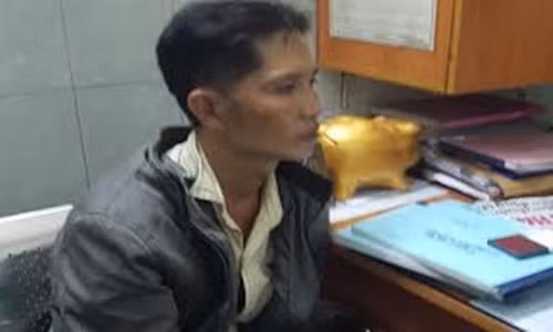 Nu chu shop thoi trang o Sai Gon bi cuop khong che