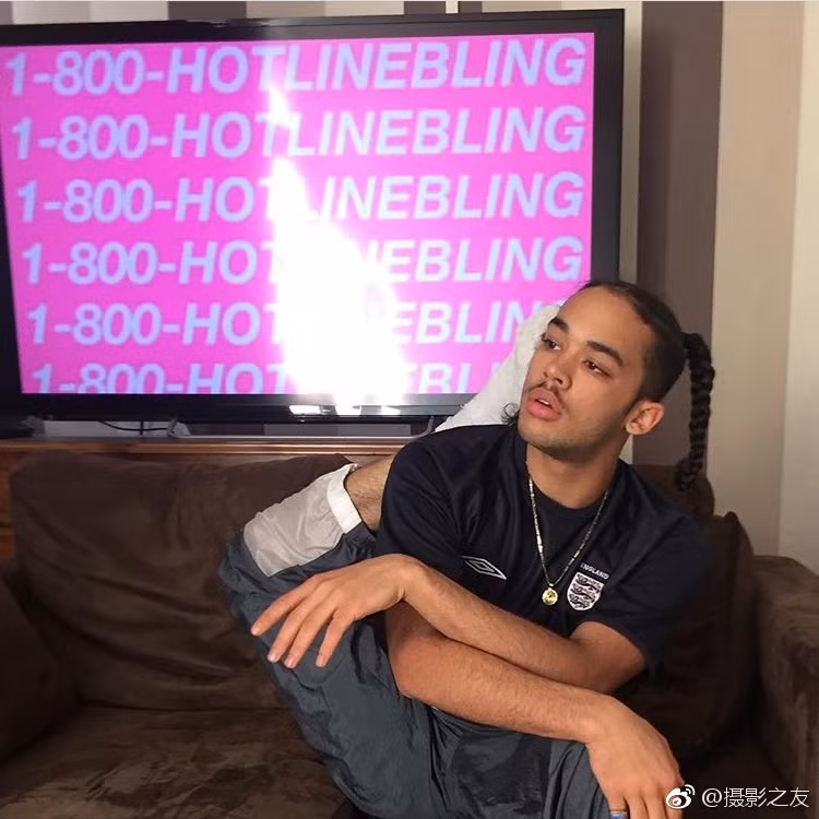 Nhiều người e ngại chứng tự kỷ nhưng đối với Kaner Flex, anh cho rằng tự kỷ là một lợi thế đối với mình. Kaner đã luyện tập rất nhiều để có thể thoải mái điều khiển cơ thể như hiện tại. Anh cho rằng tự kỷ đã giúp anh có sức chịu đựng hơn người. (Nguồn Sina)