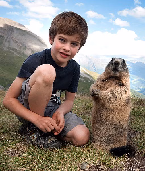 Rõ ràng là Matteo và những người bạn sóc Macmot đã phát triển một kết nối rất đặc biệt dựa trên tình cảm thực lòng và sự tin tưởng lẫn nhau. (Nguồn Youthwant)