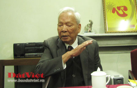 Đại tướng Lê Đức Anh sinh ngày 1/12/1920, quê tại xã Lộc An, huyện Phú Lộc, tỉnh Thừa Thiên - Huế. Cuộc đời hoạt động của ông đã ghi nhiều dấu ấn trong sự nghiệp xây dựng và bảo vệ Tổ quốc. Trong quân đội, Đại tướng Lê Đức Anh đã công tác, chiến đấu trên nhiều mặt trận từ Nam ra Bắc.